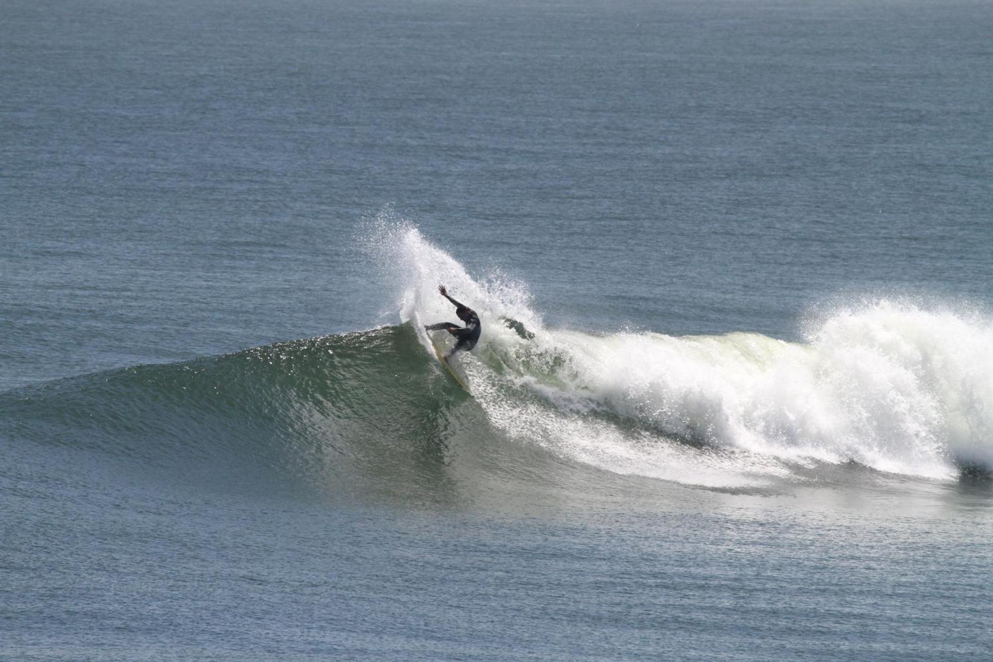 Bazil'S Backpackers Bbh Hostel & Surf School Westport Exteriör bild